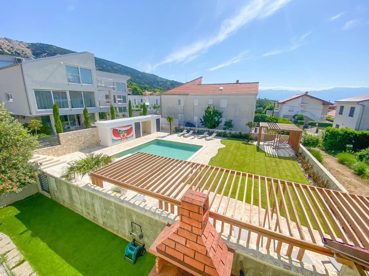 Apartment Baska Mit Poolarea - Krk, Kroatien Kültér fotó