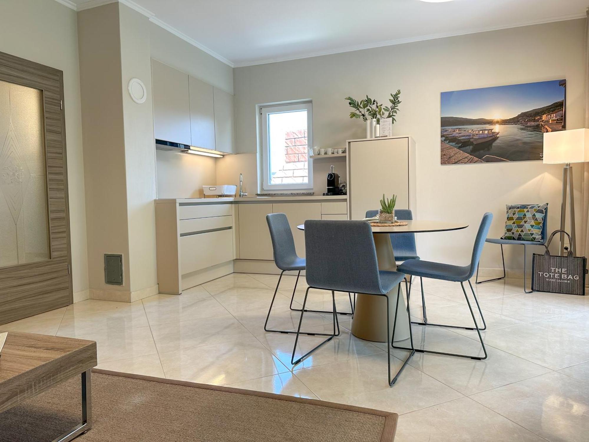 Apartment Baska Mit Poolarea - Krk, Kroatien Kültér fotó